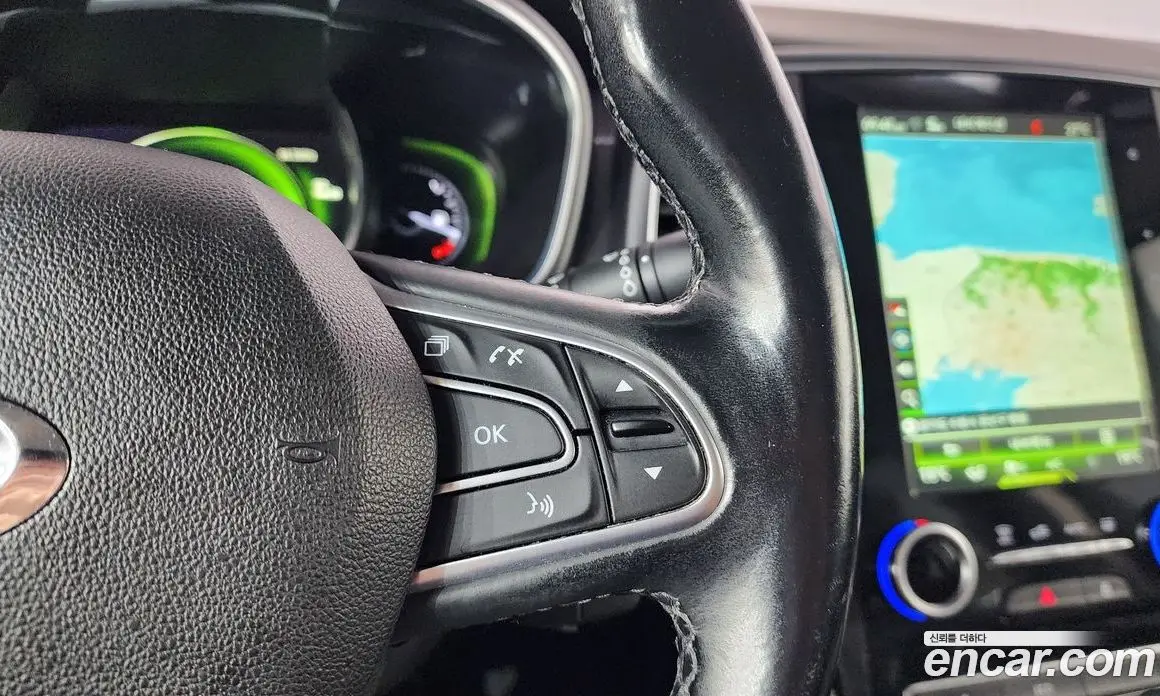 Renault (Samsung) SM6 2017 2.0 автомат (гидро), фото 16 Renault (Samsung) SM6 2017 2.0 автомат (гидро), фото 16