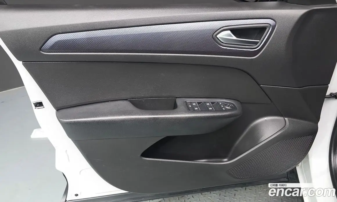 Renault (Samsung) XM3 2020 1.6 автомат (гидро), фото 14 Renault (Samsung) XM3 2020 1.6 автомат (гидро), фото 14