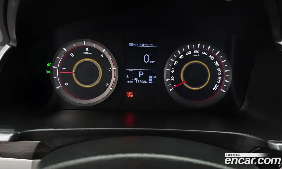 SsangYong Korando 2015 2.2 автомат (гидро), фото 11 SsangYong Korando 2015 2.2 автомат (гидро), фото 11