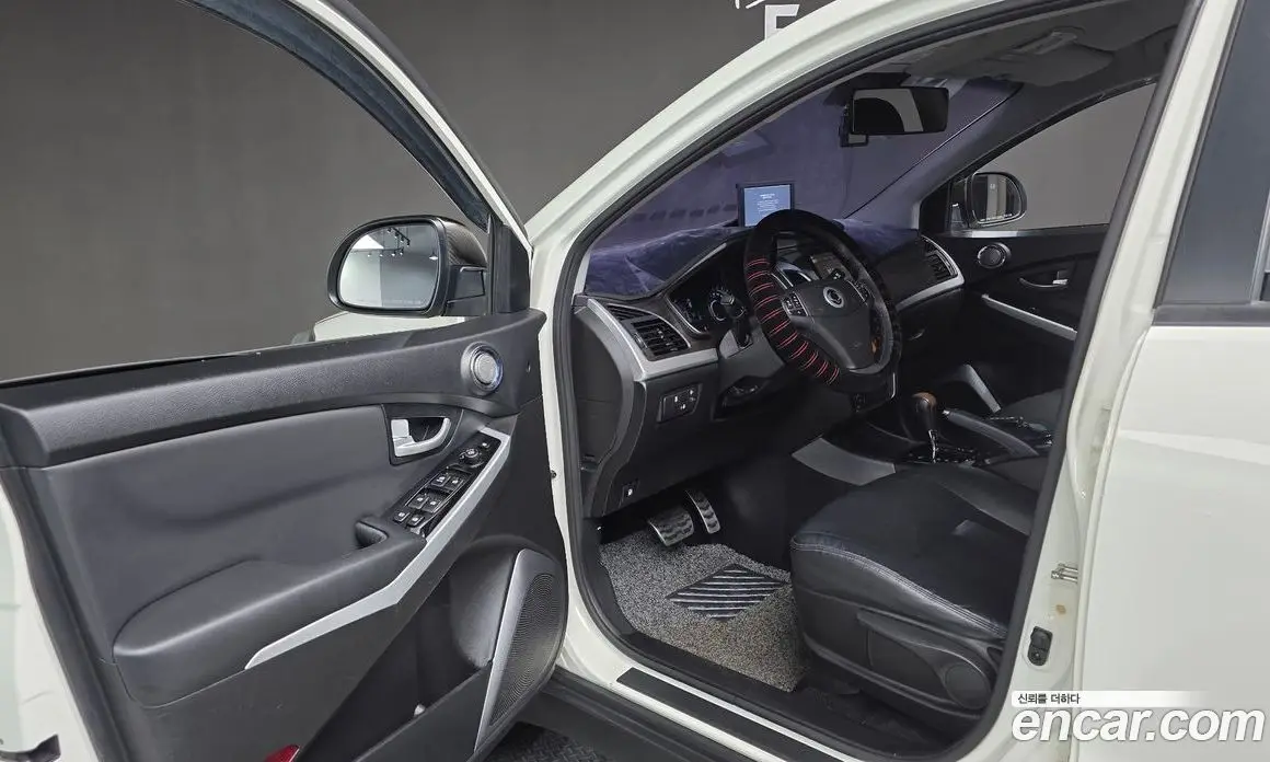 SsangYong Korando 2015 2.2 автомат (гидро), фото 11 SsangYong Korando 2015 2.2 автомат (гидро), фото 11