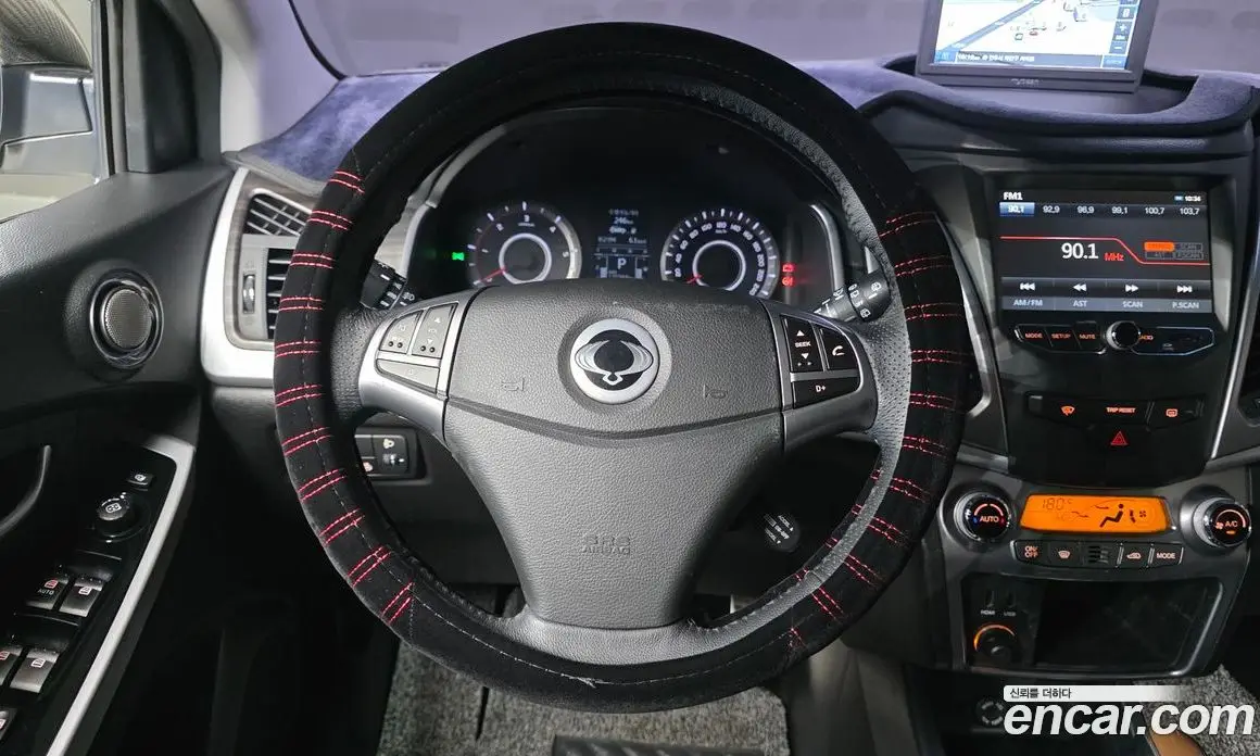SsangYong Korando 2015 2.2 автомат (гидро), фото 13 SsangYong Korando 2015 2.2 автомат (гидро), фото 13