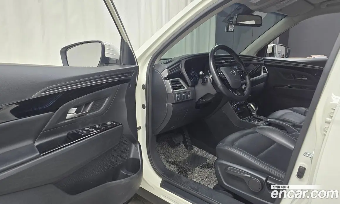 SsangYong Korando 2019 1.6 автомат (гидро), фото 12