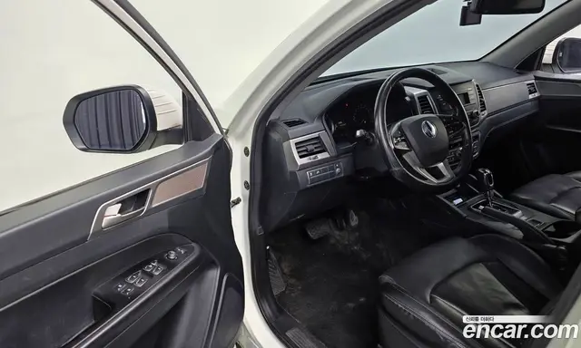 SsangYong Rexton 2018 2.2 автомат (гидро), миниатюра 11 SsangYong Rexton 2018 2.2 автомат (гидро), миниатюра 11