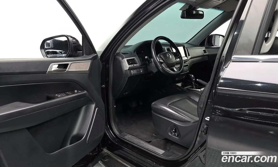 SsangYong Rexton 2018 2.2 автомат (гидро), фото 13 SsangYong Rexton 2018 2.2 автомат (гидро), фото 13