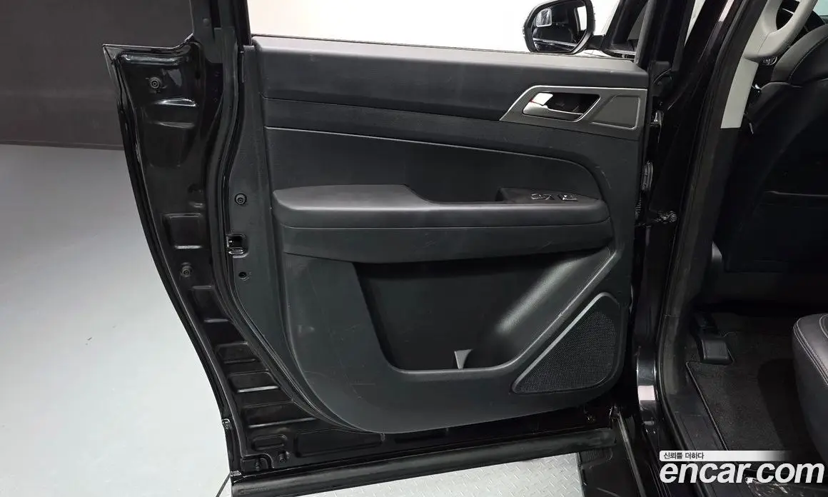 SsangYong Rexton 2018 2.2 автомат (гидро), фото 15 SsangYong Rexton 2018 2.2 автомат (гидро), фото 15