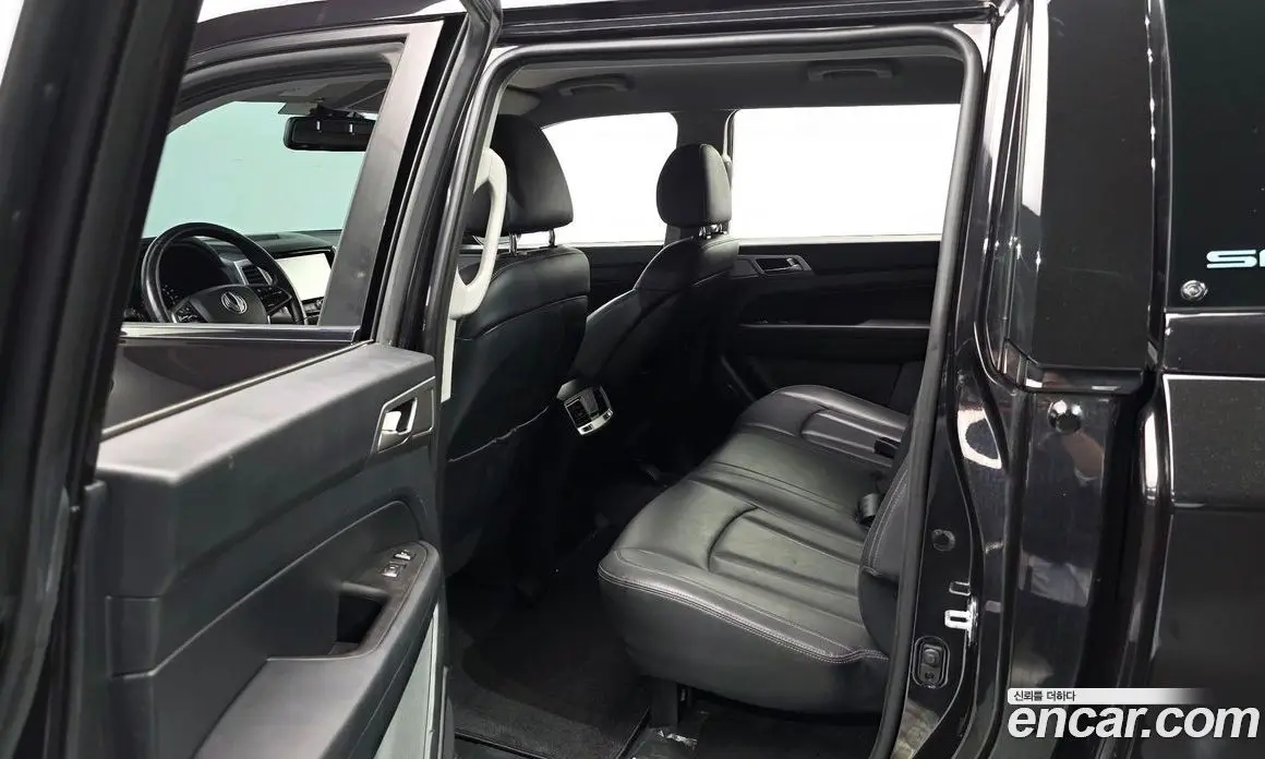SsangYong Rexton 2018 2.2 автомат (гидро), фото 18 SsangYong Rexton 2018 2.2 автомат (гидро), фото 18
