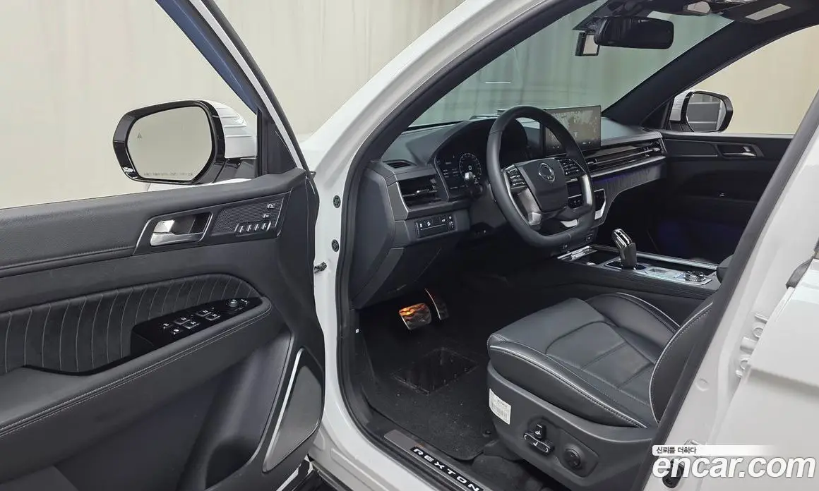 SsangYong Rexton 2025 2.2 автомат (гидро), фото 13 SsangYong Rexton 2025 2.2 автомат (гидро), фото 13