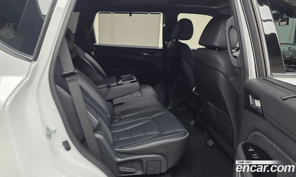 SsangYong Rexton 2025 2.2 автомат (гидро), фото 16 SsangYong Rexton 2025 2.2 автомат (гидро), фото 16