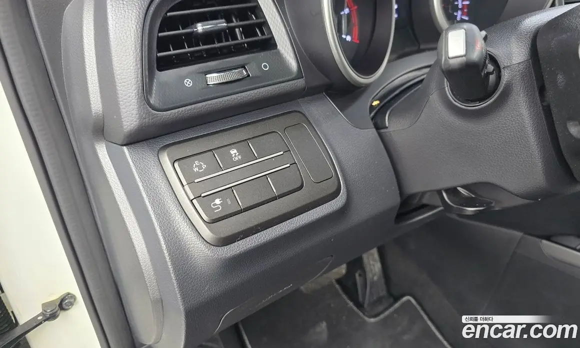 SsangYong TIBOLI 2016 1.6 автомат (гидро), фото 22 SsangYong TIBOLI 2016 1.6 автомат (гидро), фото 22