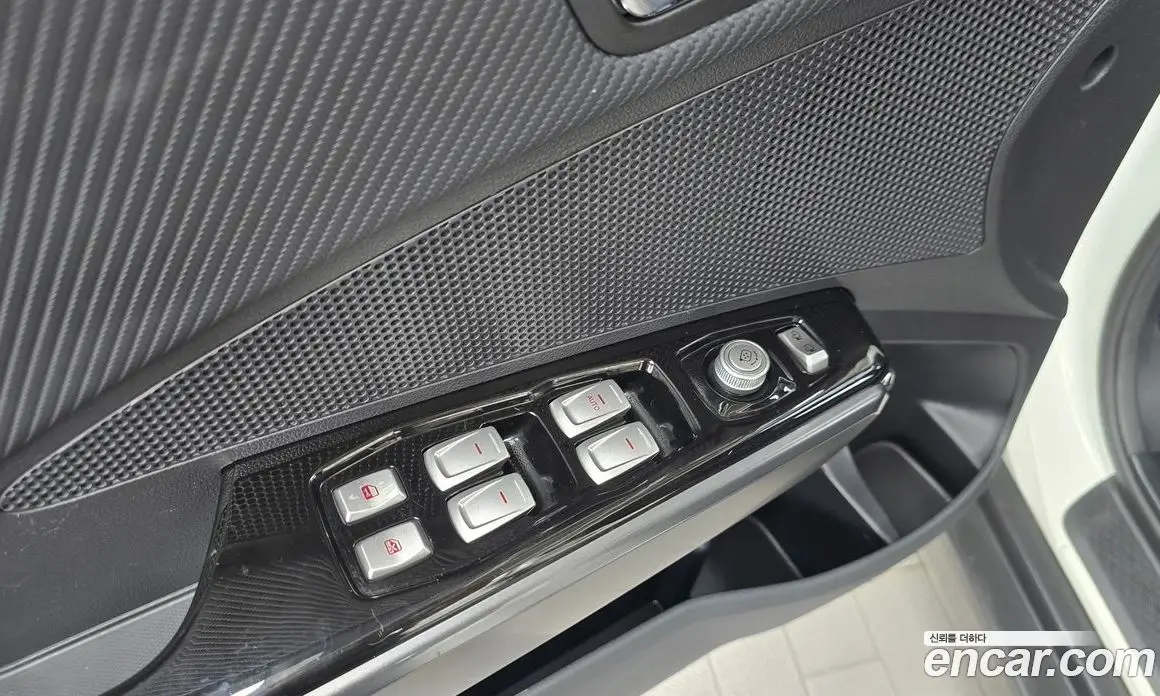 SsangYong TIBOLI 2016 1.6 автомат (гидро), фото 28 SsangYong TIBOLI 2016 1.6 автомат (гидро), фото 28