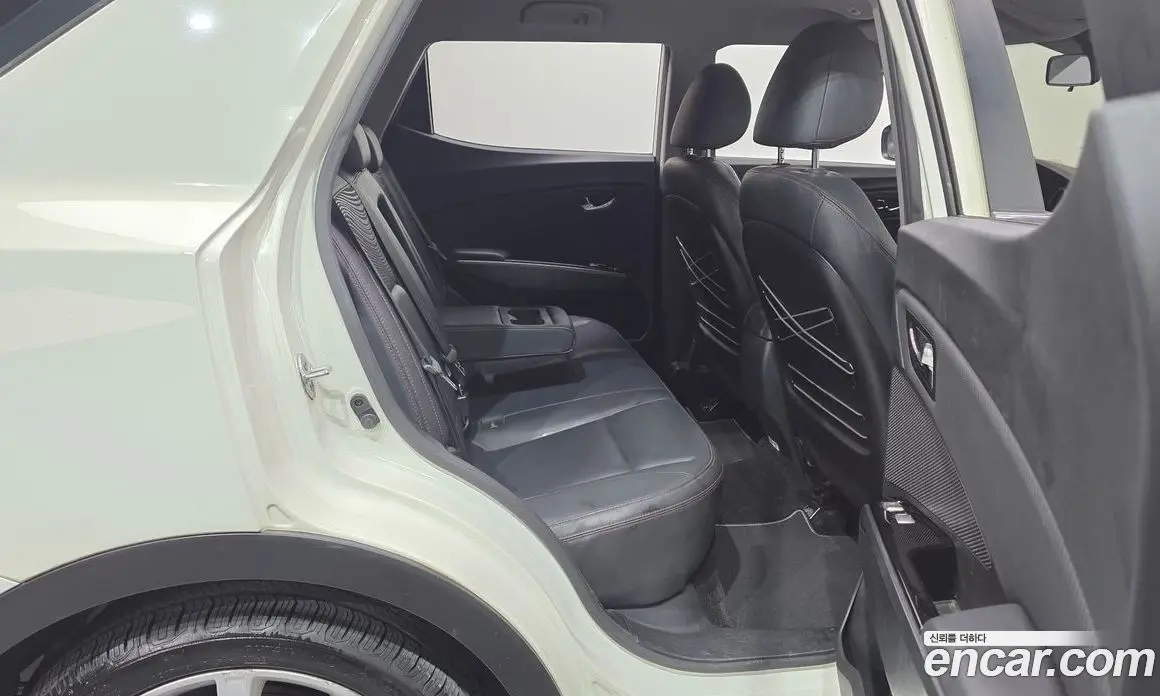 SsangYong TIBOLI 2016 1.6 автомат (гидро), фото 17 SsangYong TIBOLI 2016 1.6 автомат (гидро), фото 17