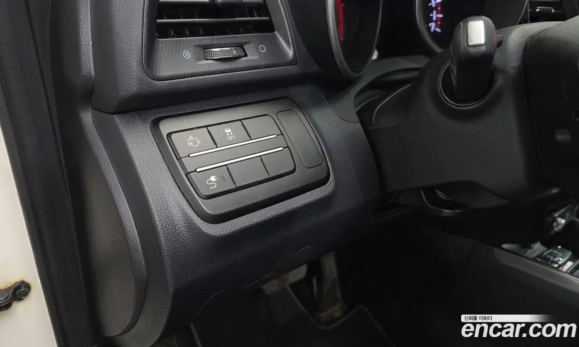 SsangYong TIBOLI 2016 1.6 автомат (гидро), фото 26 SsangYong TIBOLI 2016 1.6 автомат (гидро), фото 26