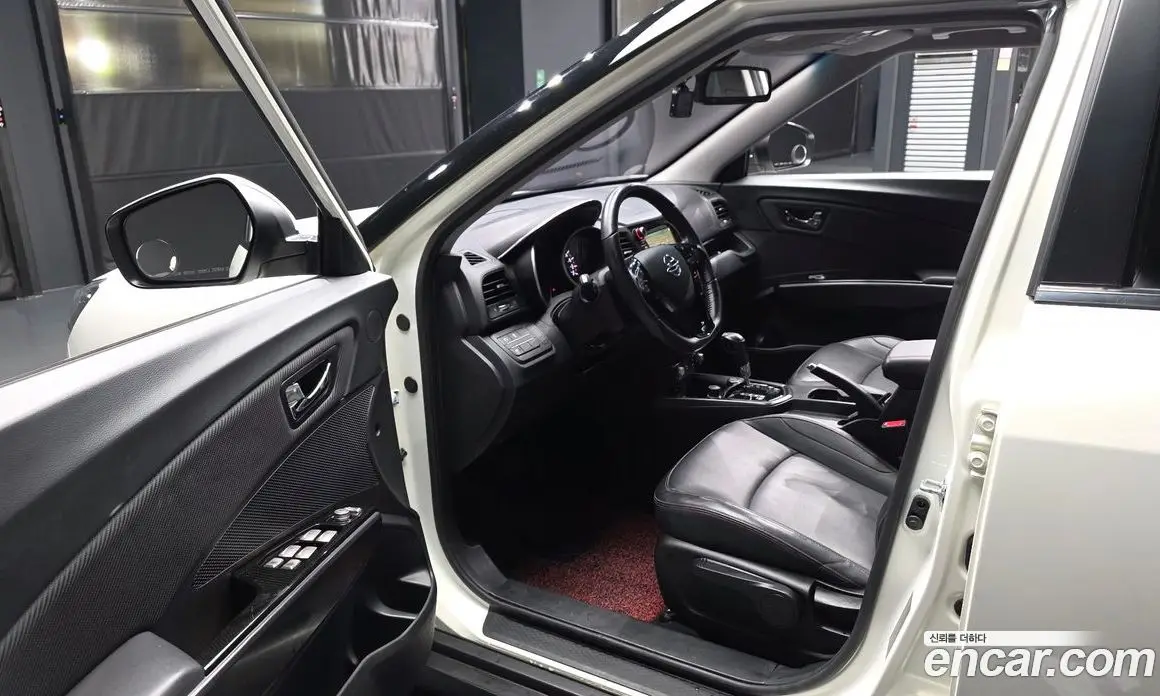 SsangYong TIBOLI 2016 1.6 автомат (гидро), фото 10 SsangYong TIBOLI 2016 1.6 автомат (гидро), фото 10