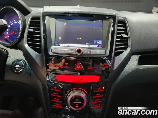 SsangYong TIBOLI 2017 1.6 автомат (гидро), миниатюра 12