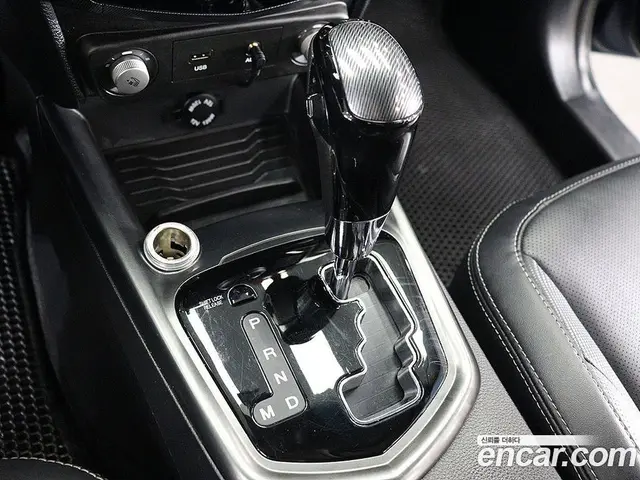 SsangYong TIBOLI 2017 1.6 автомат (гидро), миниатюра 12