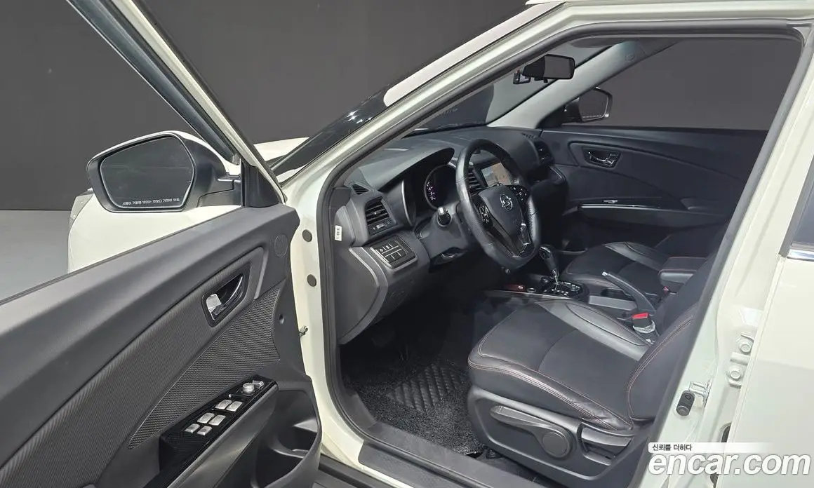 SsangYong TIBOLI 2018 1.6 автомат (гидро), фото 13 SsangYong TIBOLI 2018 1.6 автомат (гидро), фото 13