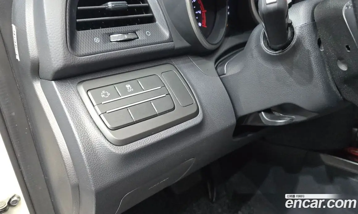 SsangYong TIBOLI 2018 1.6 автомат (гидро), фото 20 SsangYong TIBOLI 2018 1.6 автомат (гидро), фото 20
