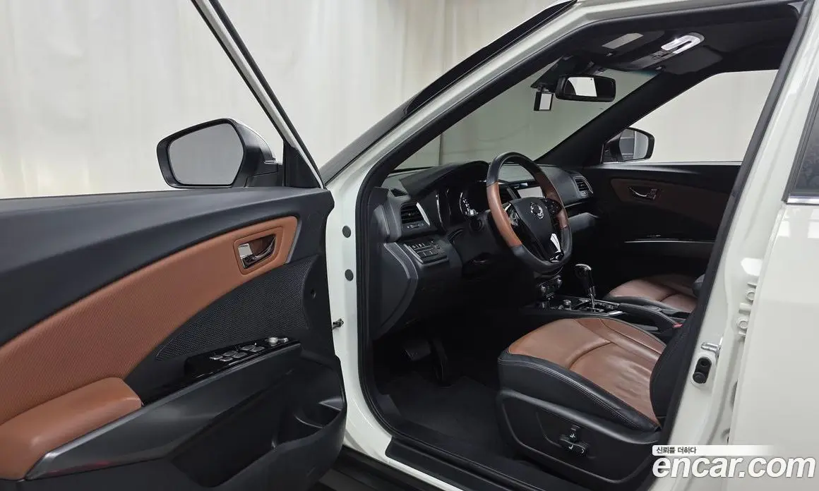 SsangYong TIBOLI 2018 1.6 автомат (гидро), фото 12 SsangYong TIBOLI 2018 1.6 автомат (гидро), фото 12