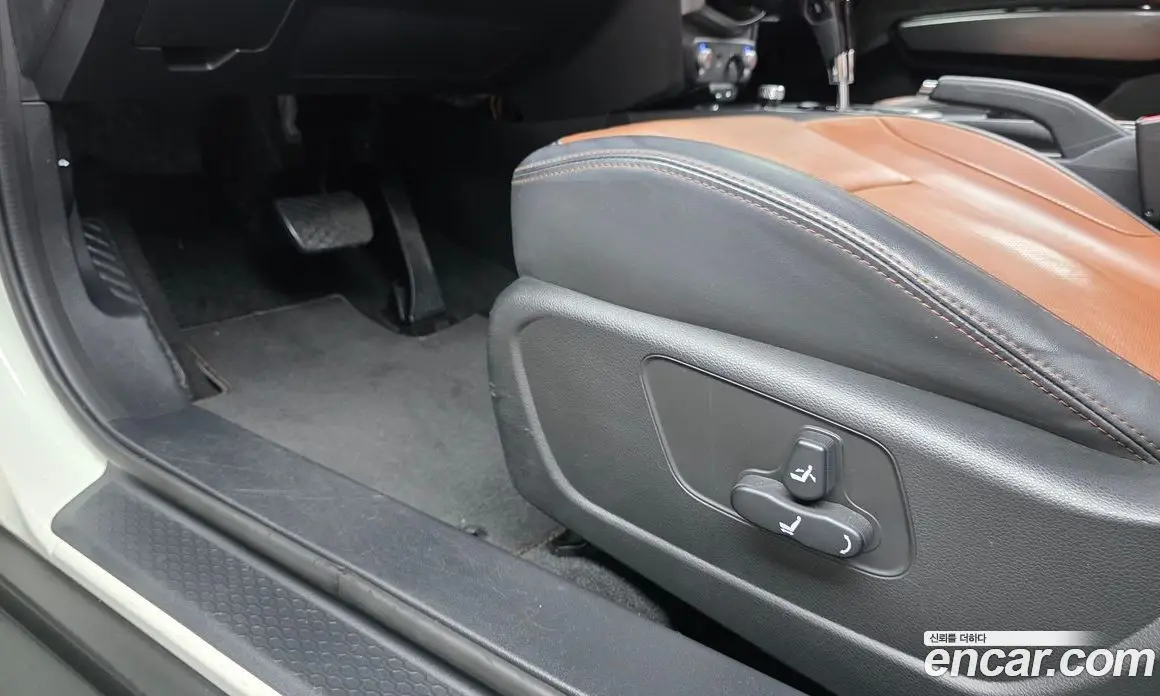 SsangYong TIBOLI 2018 1.6 автомат (гидро), фото 28 SsangYong TIBOLI 2018 1.6 автомат (гидро), фото 28