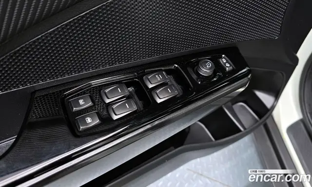 SsangYong TIBOLI 2020 1.6 автомат (гидро), миниатюра 11 SsangYong TIBOLI 2020 1.6 автомат (гидро), миниатюра 11