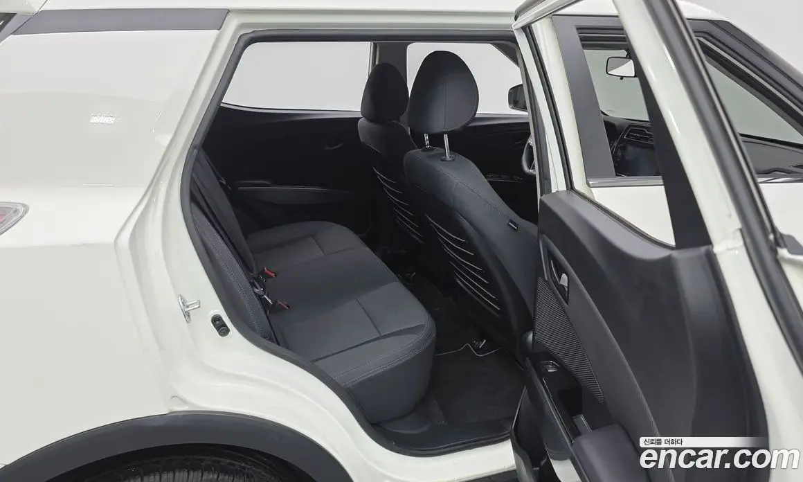 SsangYong TIBOLI 2021 1.5 автомат (гидро), фото 11 SsangYong TIBOLI 2021 1.5 автомат (гидро), фото 11