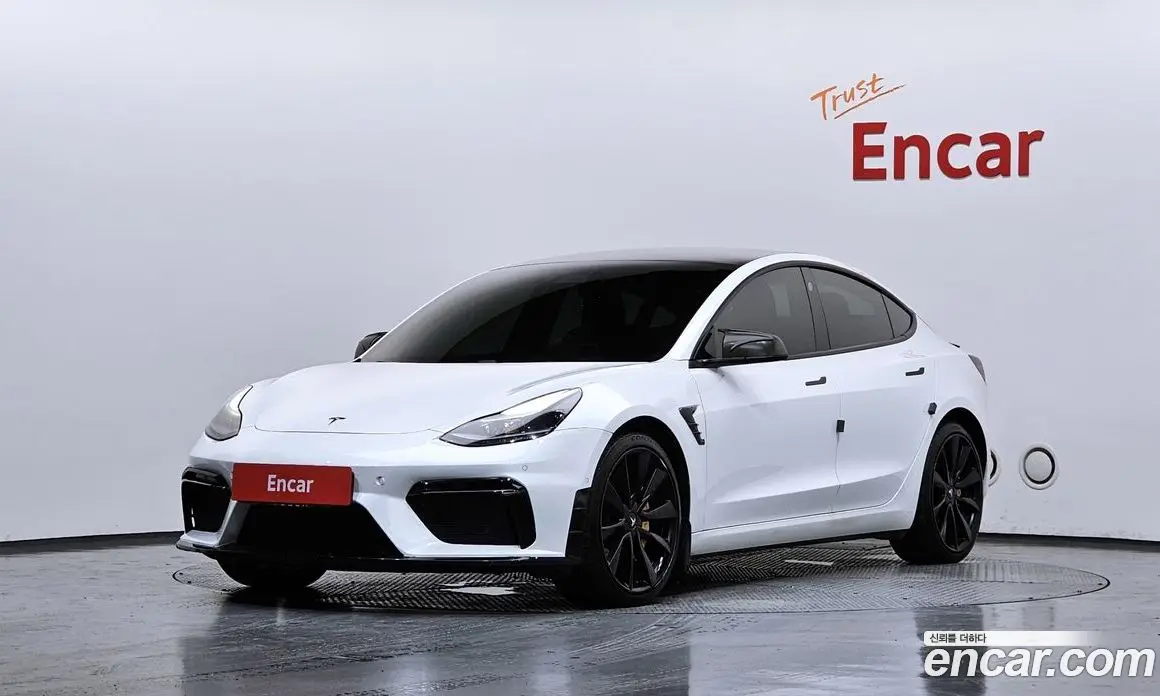 Tesla Model 3 2021 0.2 автомат (гидро), фото 1 Tesla Model 3 2021 0.2 автомат (гидро), фото 1