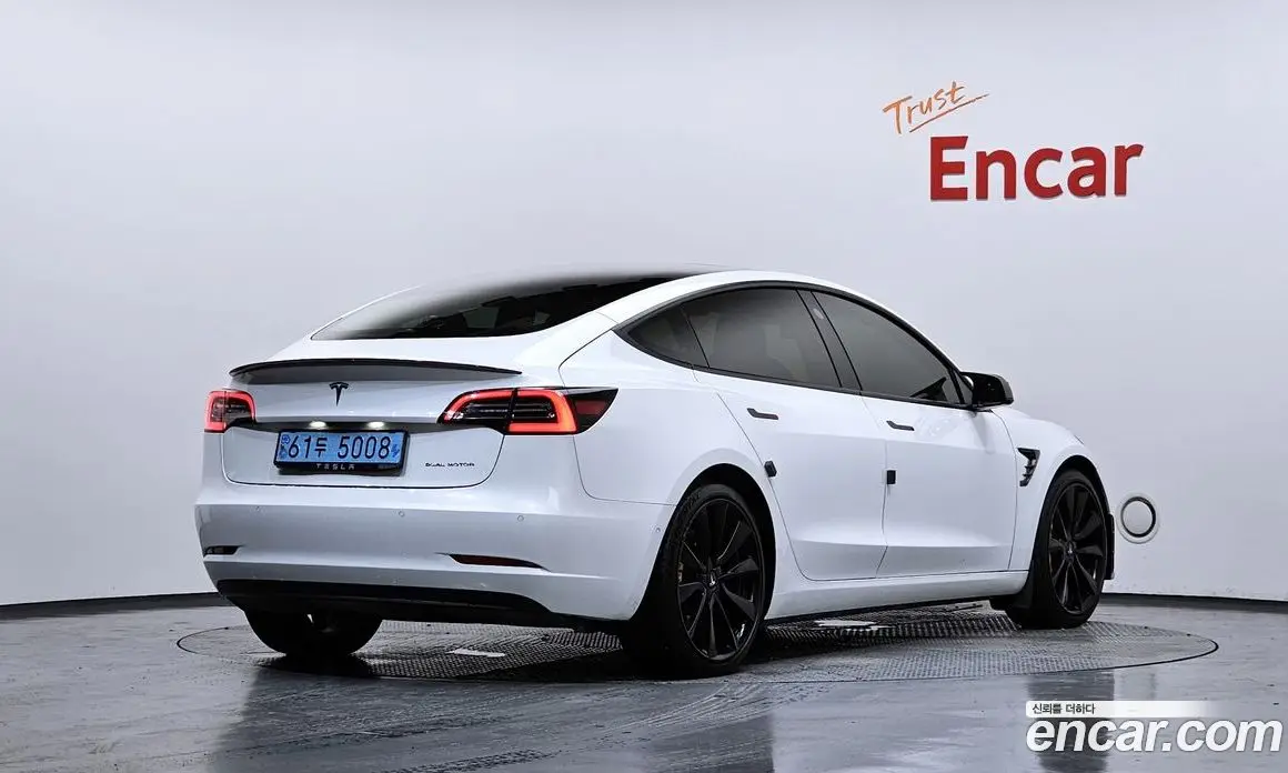 Tesla Model 3 2021 0.2 автомат (гидро), фото 2 Tesla Model 3 2021 0.2 автомат (гидро), фото 2