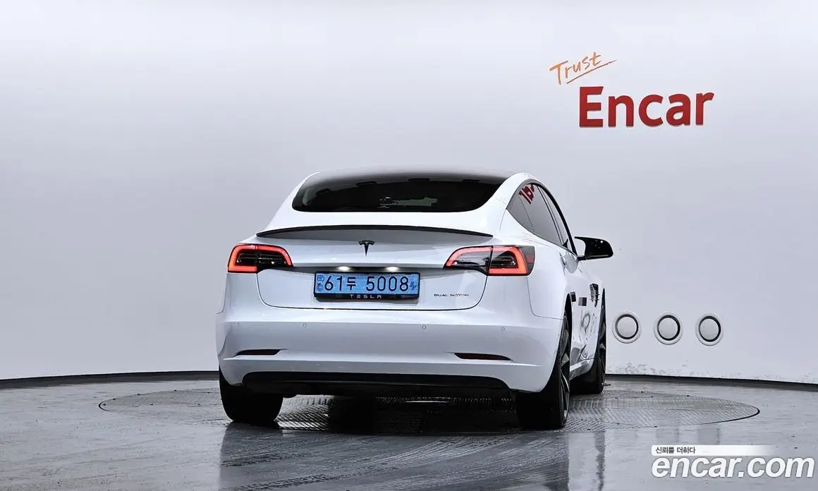 Tesla Model 3 2021 0.2 автомат (гидро), фото 4 Tesla Model 3 2021 0.2 автомат (гидро), фото 4