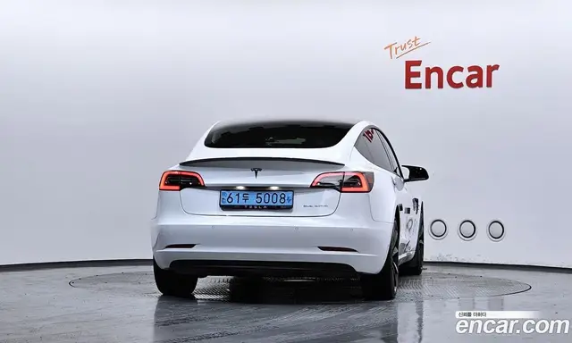 Tesla Model 3 2021 0.2 автомат (гидро), миниатюра 4 Tesla Model 3 2021 0.2 автомат (гидро), миниатюра 4