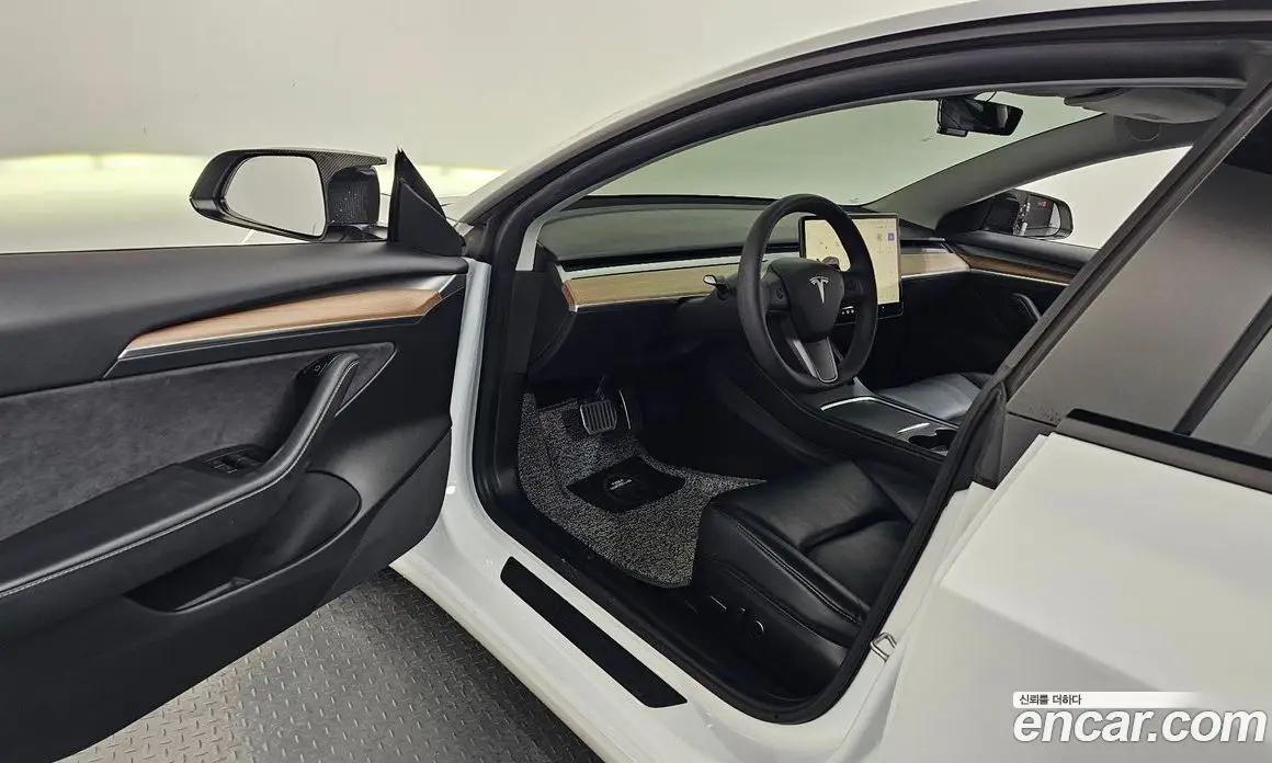 Tesla Model 3 2021 0.2 автомат (гидро), фото 10 Tesla Model 3 2021 0.2 автомат (гидро), фото 10