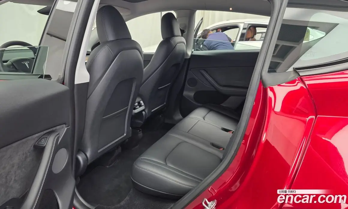 Tesla Model Y 2024 0.2 автомат (гидро), фото 16 Tesla Model Y 2024 0.2 автомат (гидро), фото 16