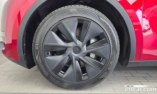 Tesla Model Y 2024 0.2 автомат (гидро), миниатюра 5 Tesla Model Y 2024 0.2 автомат (гидро), миниатюра 5