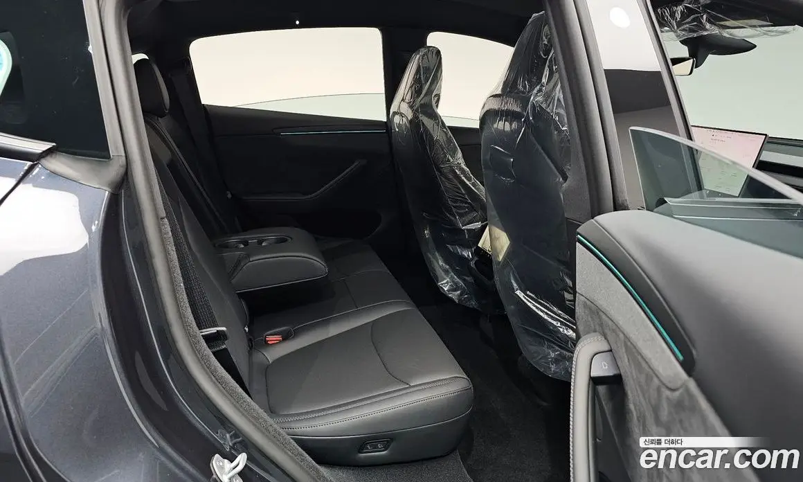 Tesla Model Y 2026 0.2 автомат (гидро), фото 17 Tesla Model Y 2026 0.2 автомат (гидро), фото 17