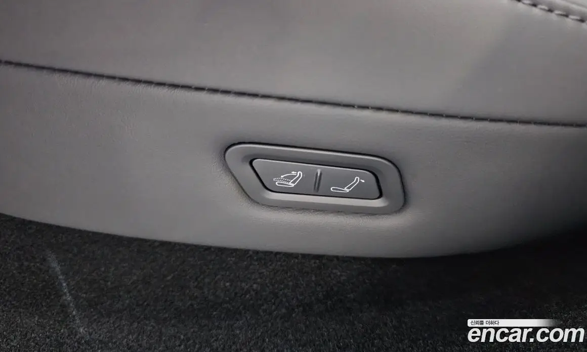 Tesla Model Y 2026 0.2 автомат (гидро), фото 31 Tesla Model Y 2026 0.2 автомат (гидро), фото 31