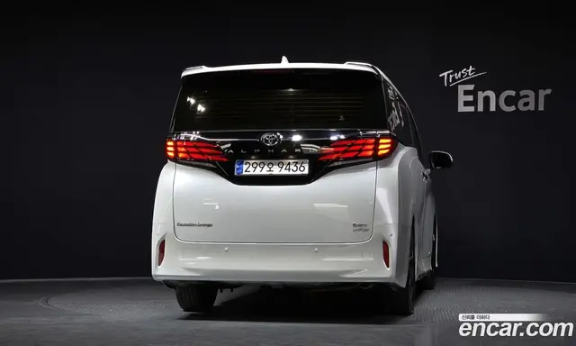 Toyota Alphard 2023 2.5 автомат (гидро), миниатюра 4 Toyota Alphard 2023 2.5 автомат (гидро), миниатюра 4