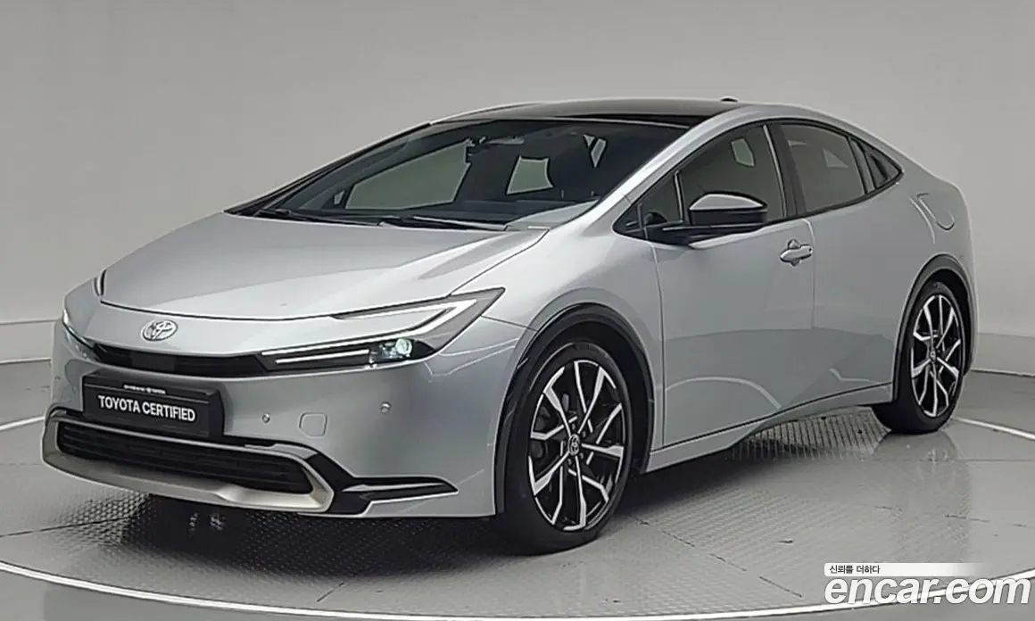 Toyota Prius 2024 2.0 автомат (гидро), фото 1 Toyota Prius 2024 2.0 автомат (гидро), фото 1