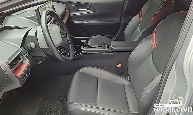 Toyota Prius 2024 2.0 автомат (гидро), миниатюра 10 Toyota Prius 2024 2.0 автомат (гидро), миниатюра 10