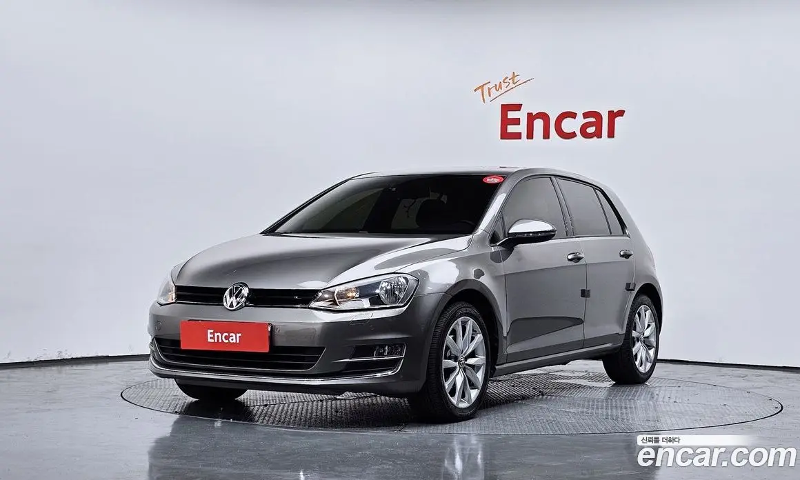 Volkswagen Golf 2015 1.6 автомат (гидро), фото 1 Volkswagen Golf 2015 1.6 автомат (гидро), фото 1