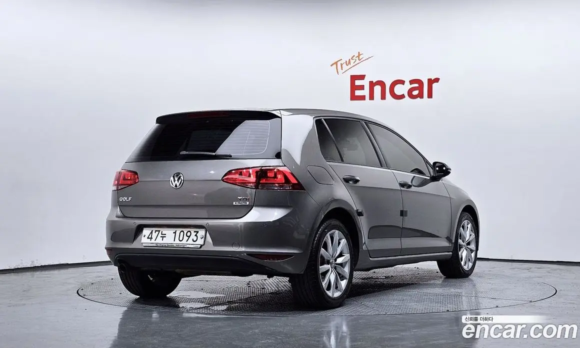 Volkswagen Golf 2015 1.6 автомат (гидро), фото 2 Volkswagen Golf 2015 1.6 автомат (гидро), фото 2