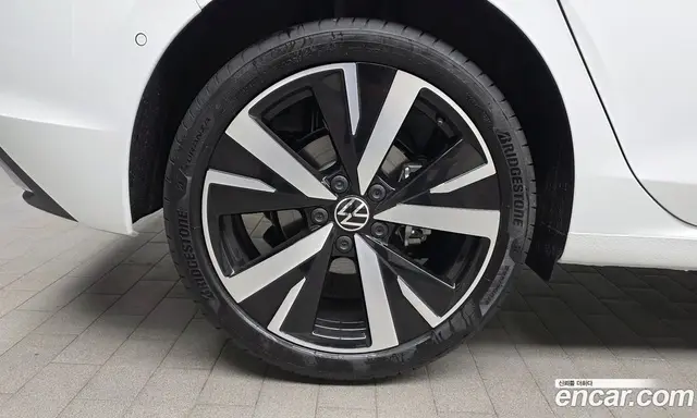 Volkswagen Golf 2026 2.0 автомат (гидро), миниатюра 4 Volkswagen Golf 2026 2.0 автомат (гидро), миниатюра 4