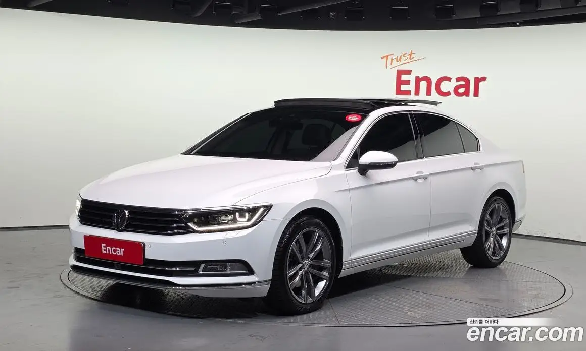 Volkswagen Passat 2018 2.0 автомат (гидро), фото 1 Volkswagen Passat 2018 2.0 автомат (гидро), фото 1