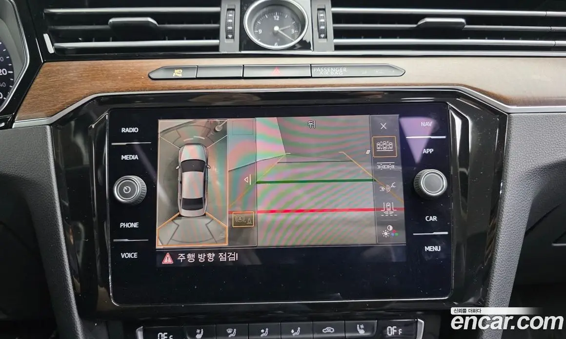 Volkswagen Passat 2018 2.0 автомат (гидро), фото 15 Volkswagen Passat 2018 2.0 автомат (гидро), фото 15