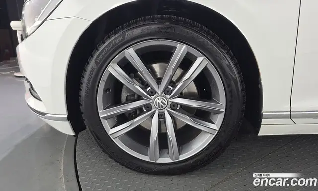 Volkswagen Passat 2018 2.0 автомат (гидро), миниатюра 5 Volkswagen Passat 2018 2.0 автомат (гидро), миниатюра 5