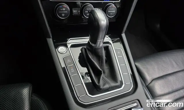 Volkswagen Passat 2018 2.0 автомат (гидро), миниатюра 9 Volkswagen Passat 2018 2.0 автомат (гидро), миниатюра 9