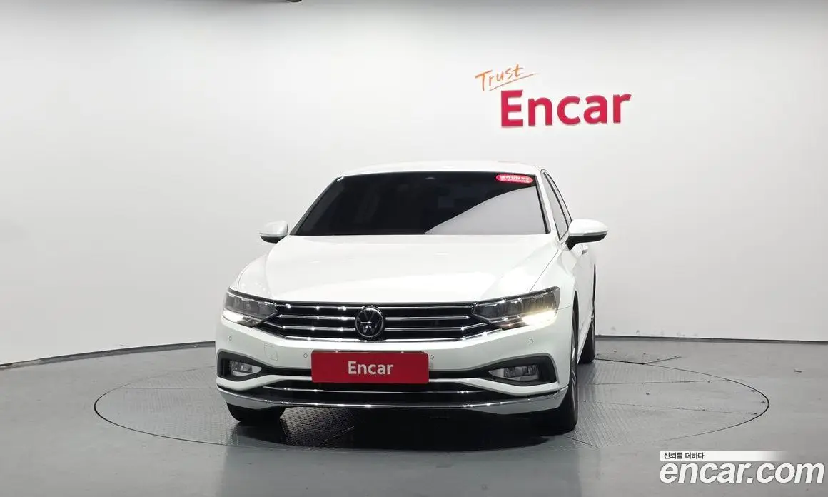 Volkswagen Passat 2022 2.0 автомат (гидро), фото 2 Volkswagen Passat 2022 2.0 автомат (гидро), фото 2