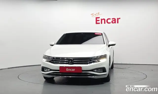 Volkswagen Passat 2022 2.0 автомат (гидро), миниатюра 2 Volkswagen Passat 2022 2.0 автомат (гидро), миниатюра 2