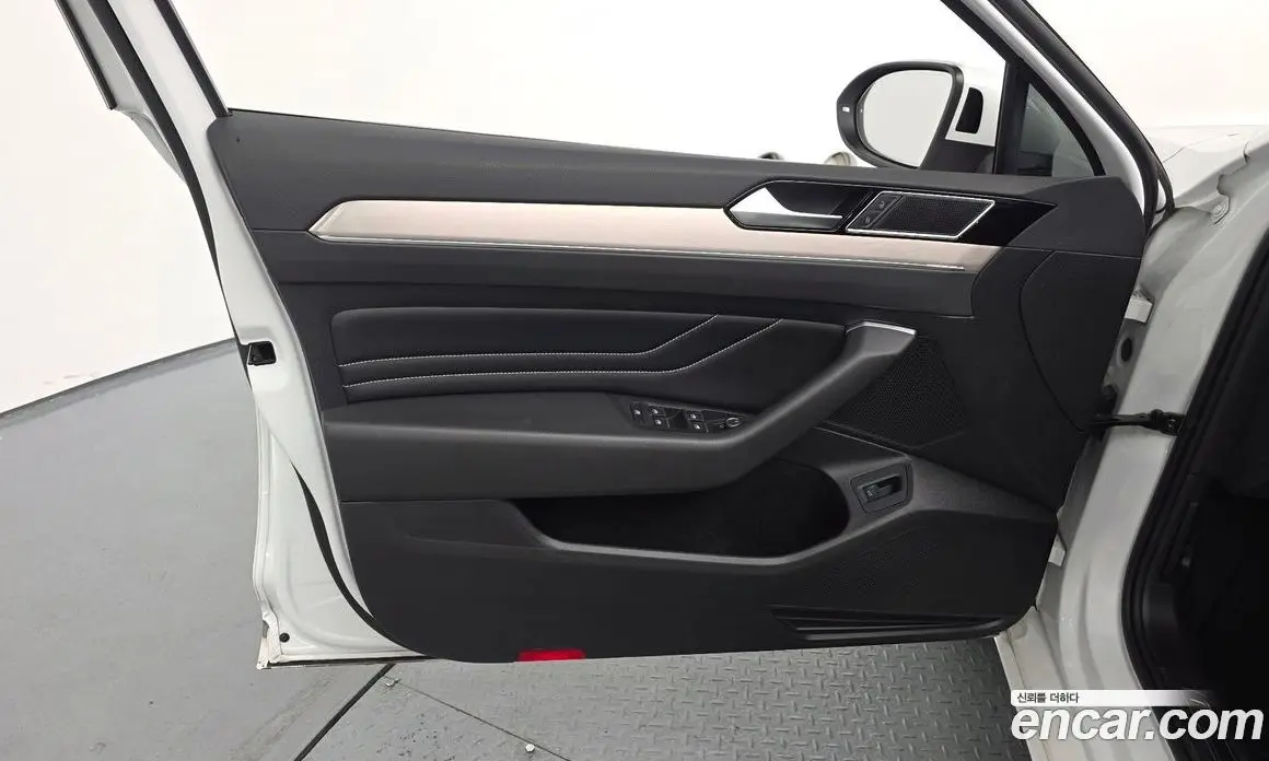 Volkswagen Passat 2022 2.0 автомат (гидро), фото 13 Volkswagen Passat 2022 2.0 автомат (гидро), фото 13