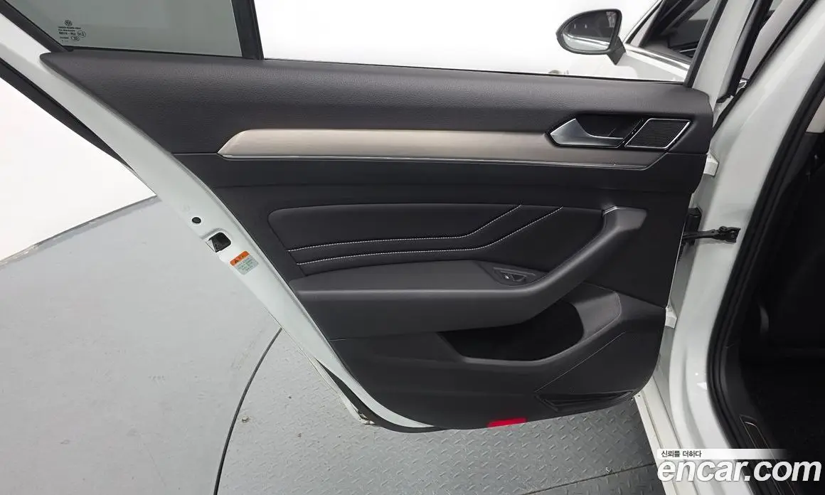 Volkswagen Passat 2022 2.0 автомат (гидро), фото 14 Volkswagen Passat 2022 2.0 автомат (гидро), фото 14