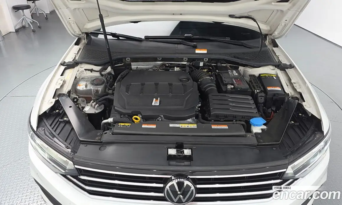 Volkswagen Passat 2022 2.0 автомат (гидро), фото 5 Volkswagen Passat 2022 2.0 автомат (гидро), фото 5