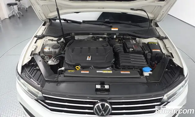 Volkswagen Passat 2022 2.0 автомат (гидро), миниатюра 5 Volkswagen Passat 2022 2.0 автомат (гидро), миниатюра 5